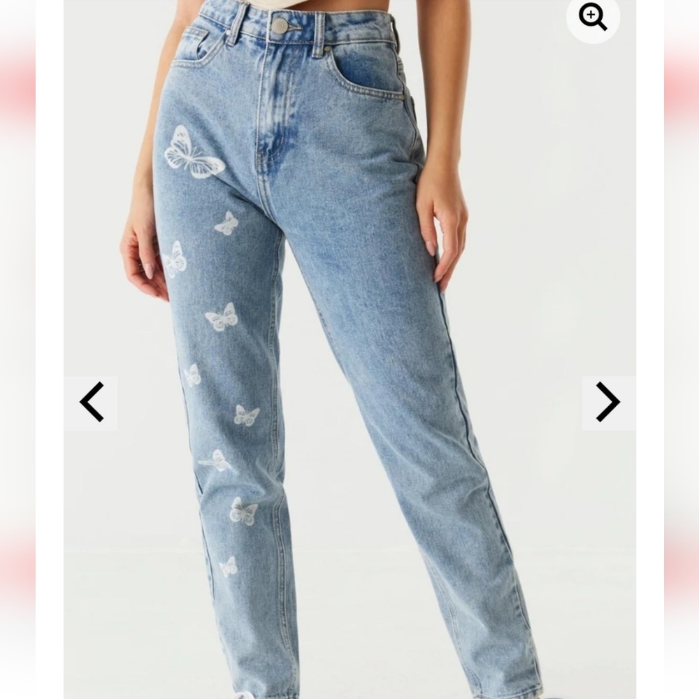 NWT Urban Planet Butterfly Mom Jeans